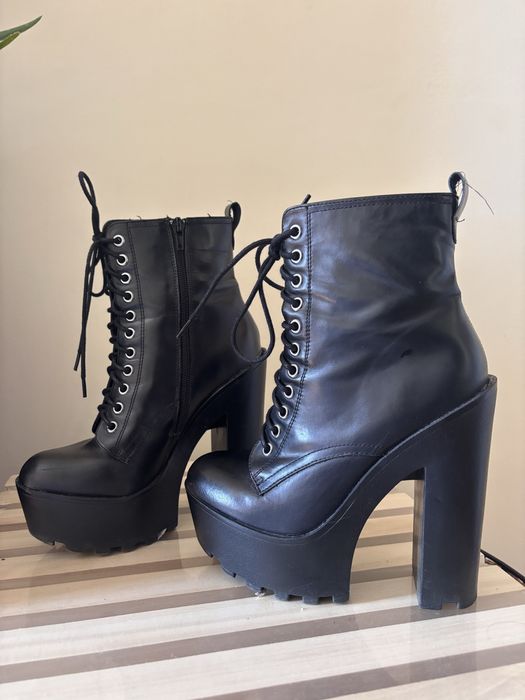 Боти на ток естествена кожа