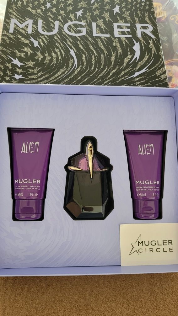 Подаръчен комплект Alien Mugler