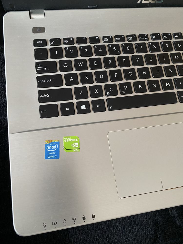 Laptop Asus X750J I7 17.3" Nvidia Geforce 740m
