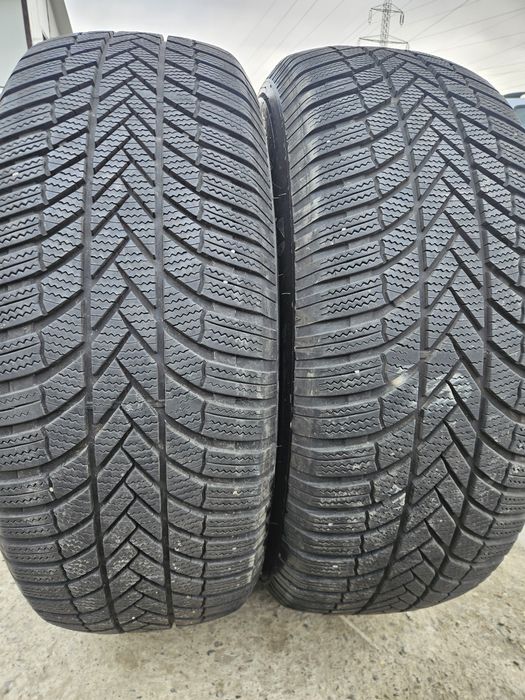 Vând 2 anvelope iarna 265/60/18 265/60r