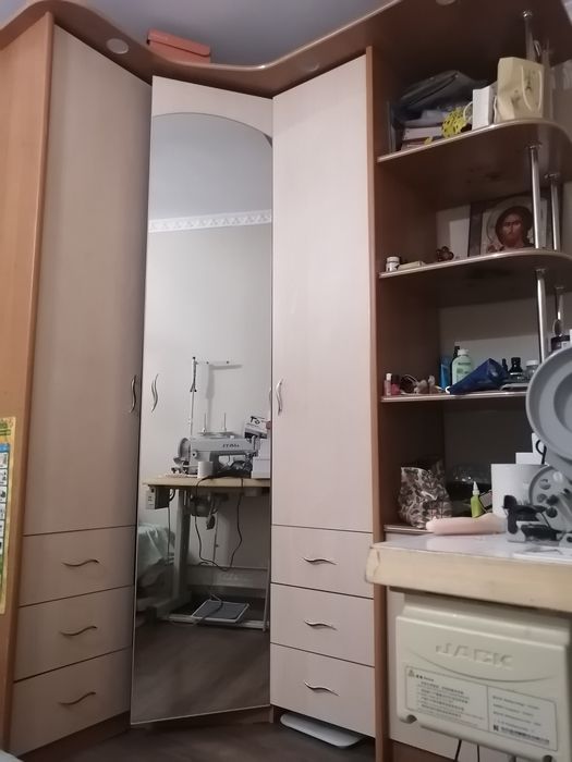Шкаф  плательный