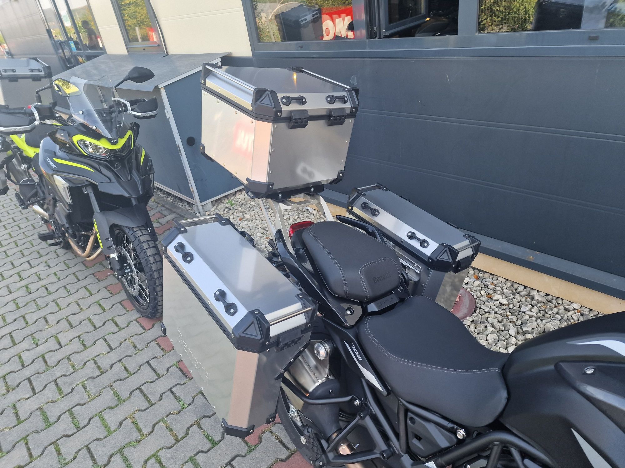 Benelli TRK 702, 2023, garantie - ca nou