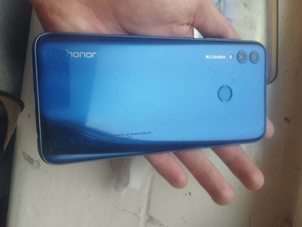 Продаю honor P10 lite