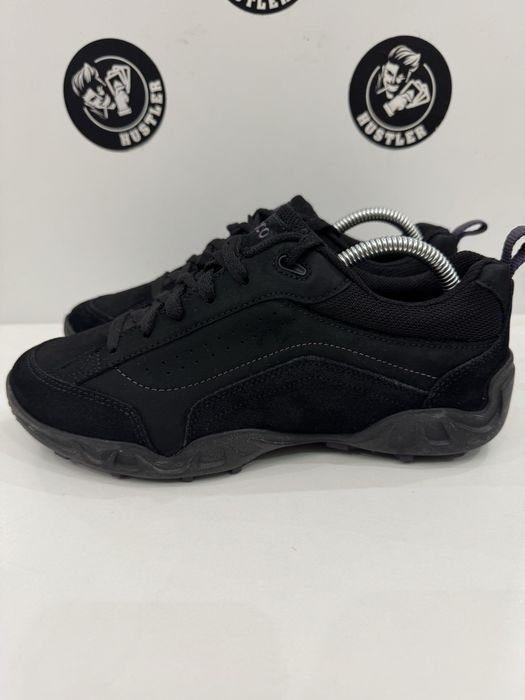 Обувки ECCO.Номер 39