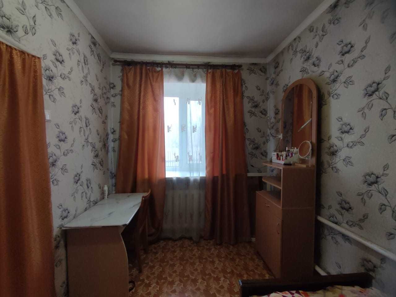 Продаю 4 комнатный дом в центре Пришахтинска, можно оформить в ипотеку