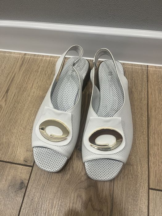 Туфли женские в отличном состояние