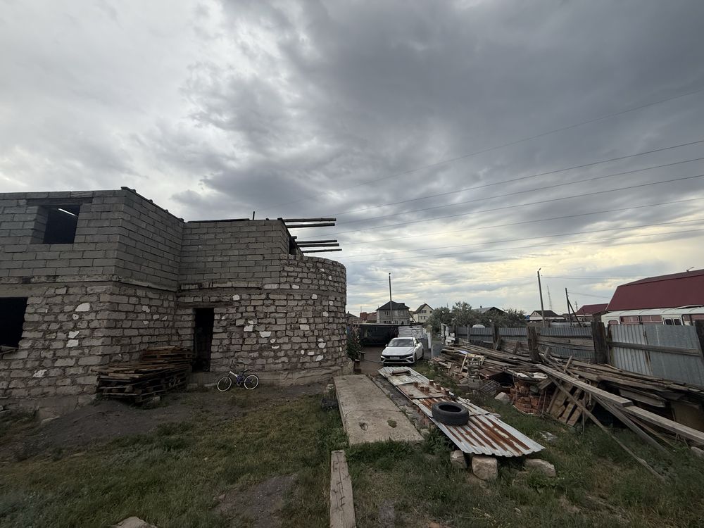 Продам дом срочно 6 сот в 22 микрорайон