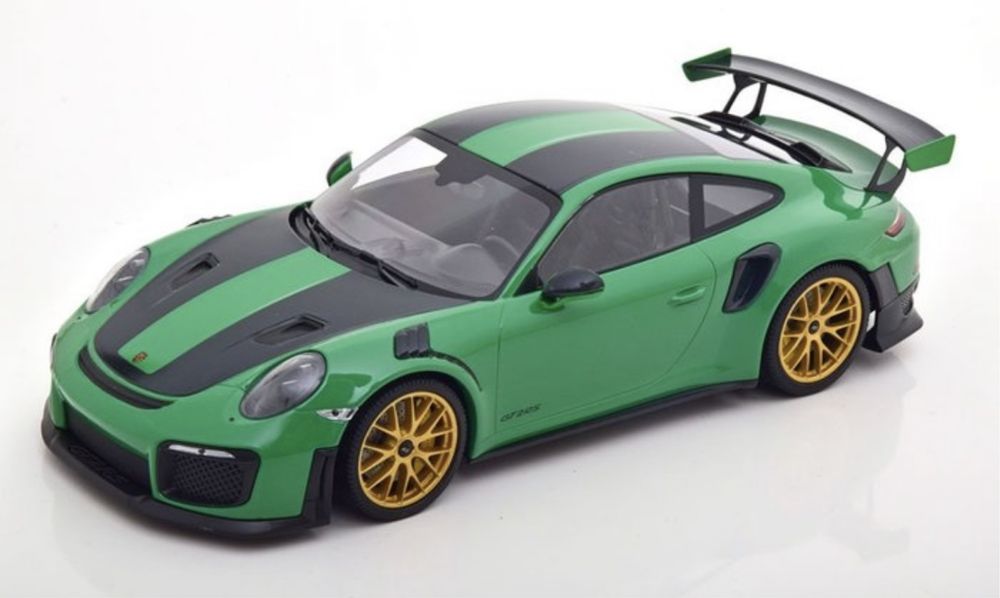 Macheta masinuta Porsche 911 GT2 RS 1:18 editie limitata 1/300