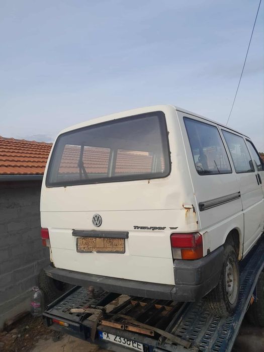 VW Транспортер- на части може и цял