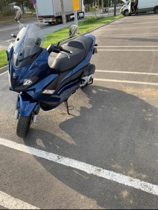 Se vinde Scuter Gilera Nexus 250