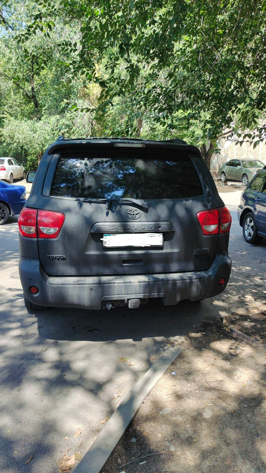 Toyota Sequoia 2008 года выпуска