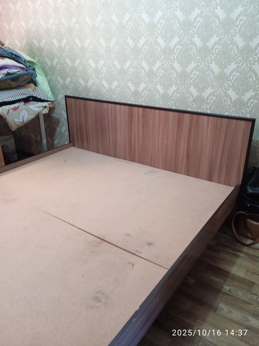 Продам кровать двуспальная