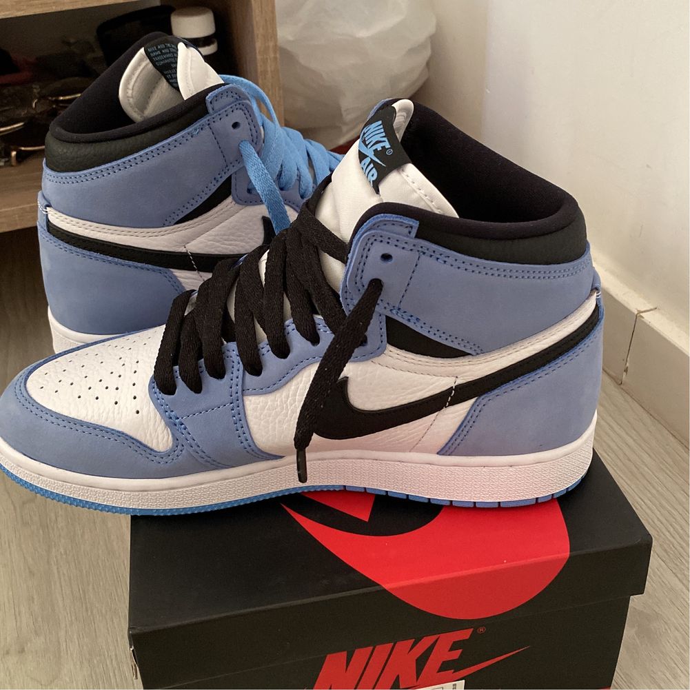 Nike Jordan 1 University Blue