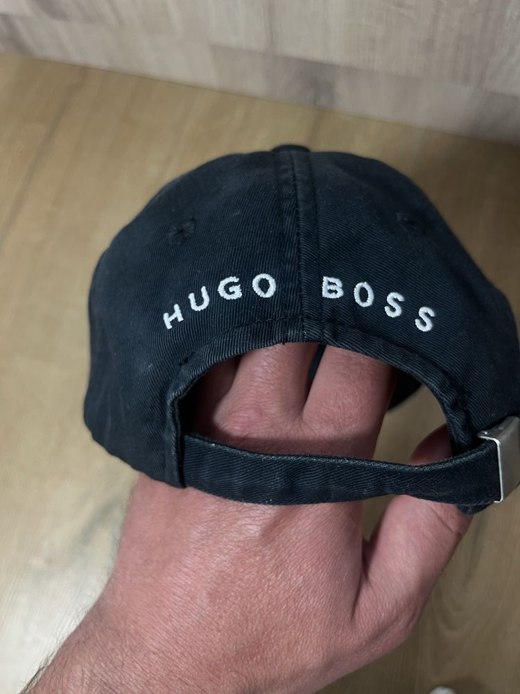 Michael Kors,Calvin Klein,Hugo Boss шапки