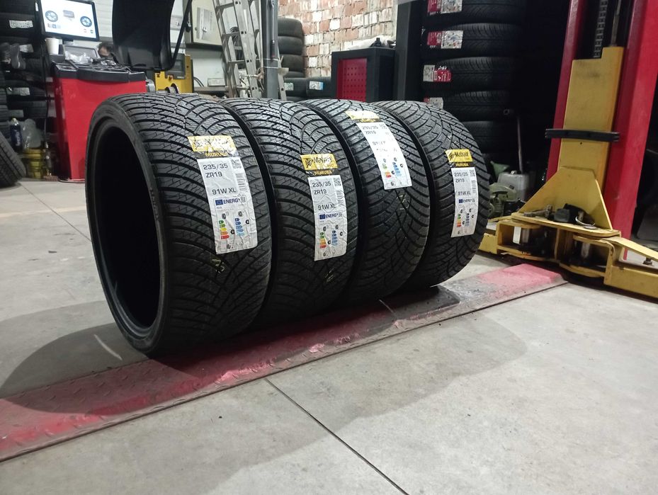 Anvelope 235/35/19 Matrax Noi All Season,Mixt,M+S