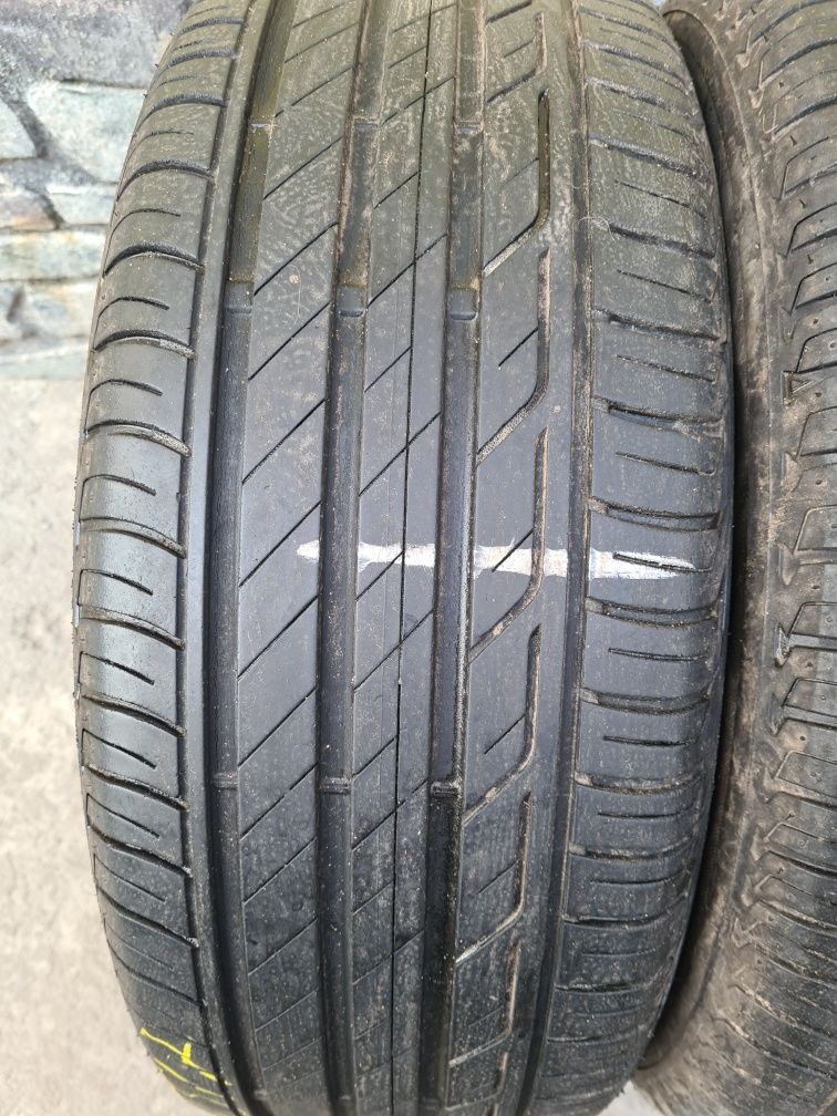 215/55R17 Bridgestone