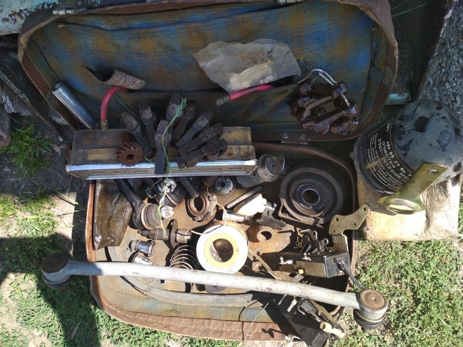 Продам запчасти на ваз 2101-07