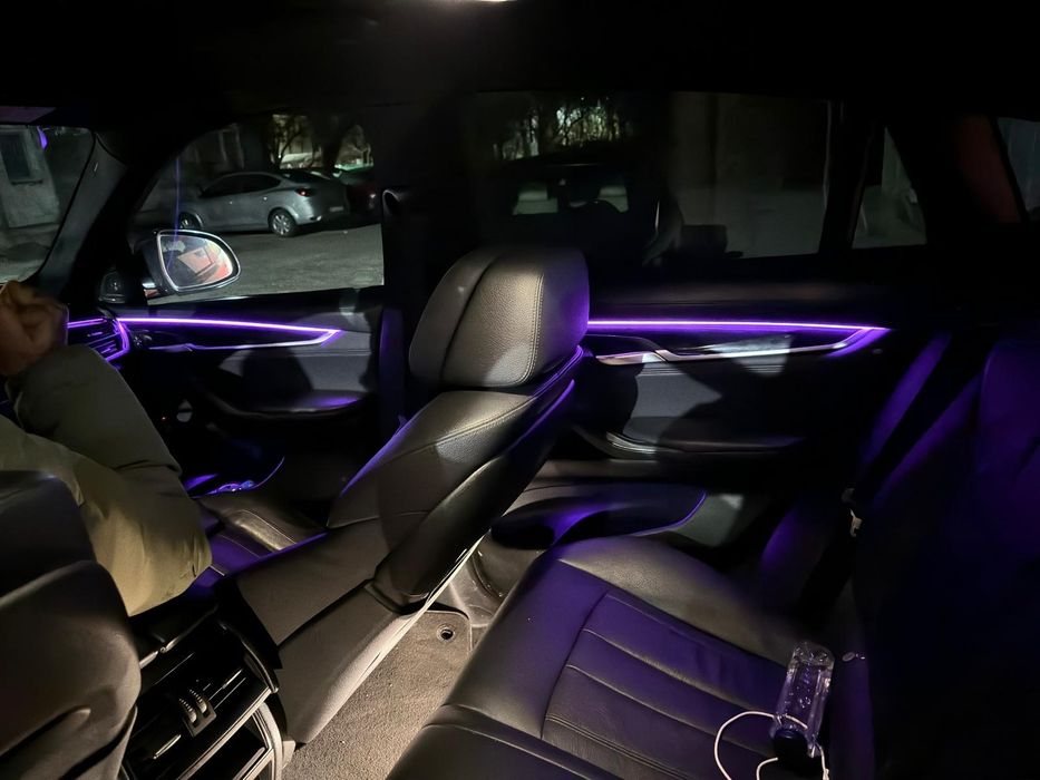 Montare lumini ambientale acrilice