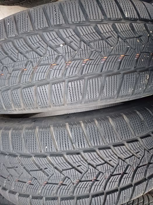 Гуми 235/60/18 Дънлоп