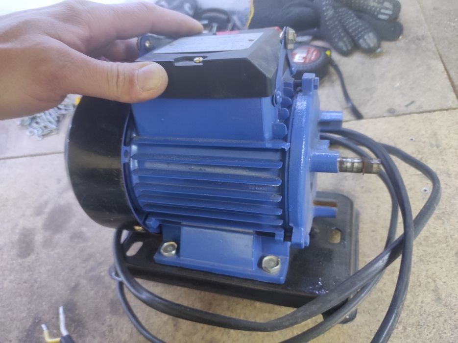 Электродвигатель 220в, 600вт