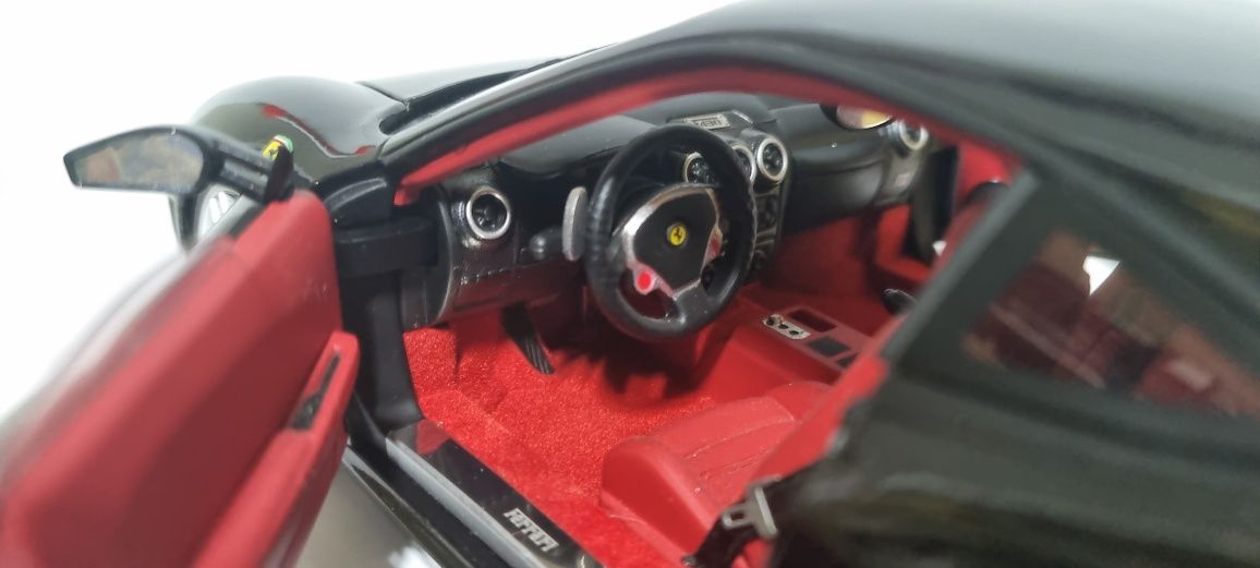 Macheta Ferrari F430 Hot wheels elite  - scara 1:18