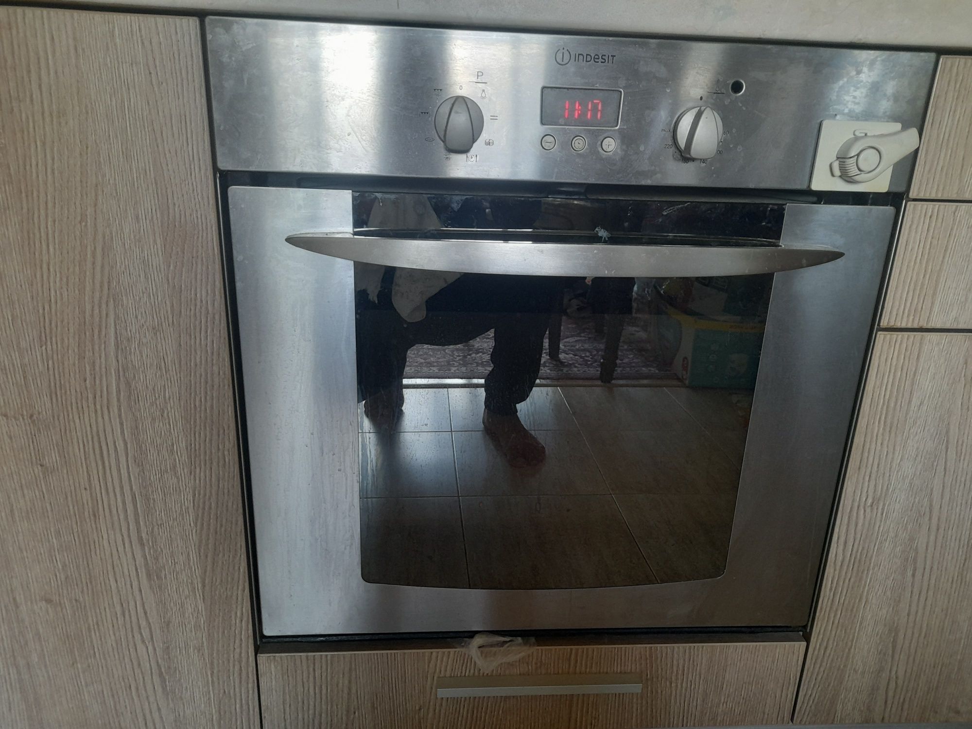 Фурна за вграждане Indesit
