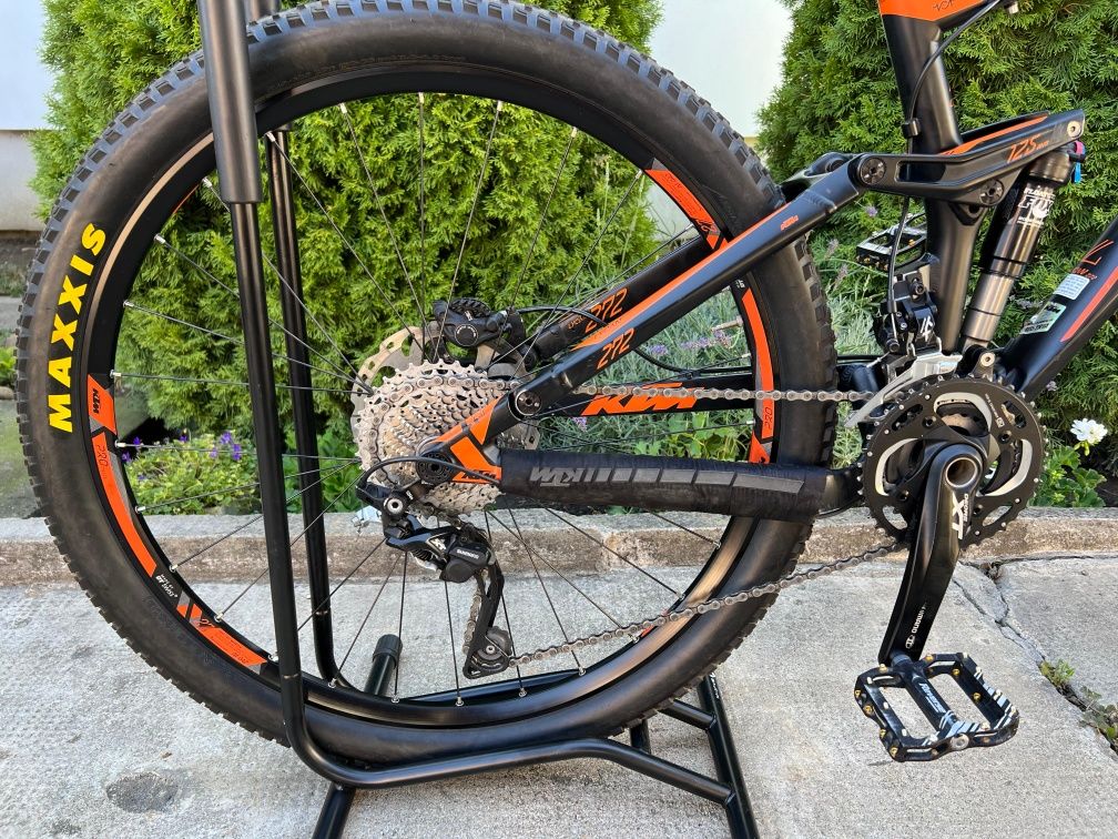 Bicicleta MTB KTM Lycan 272 full suspension Fox pe aer cadru M full XT