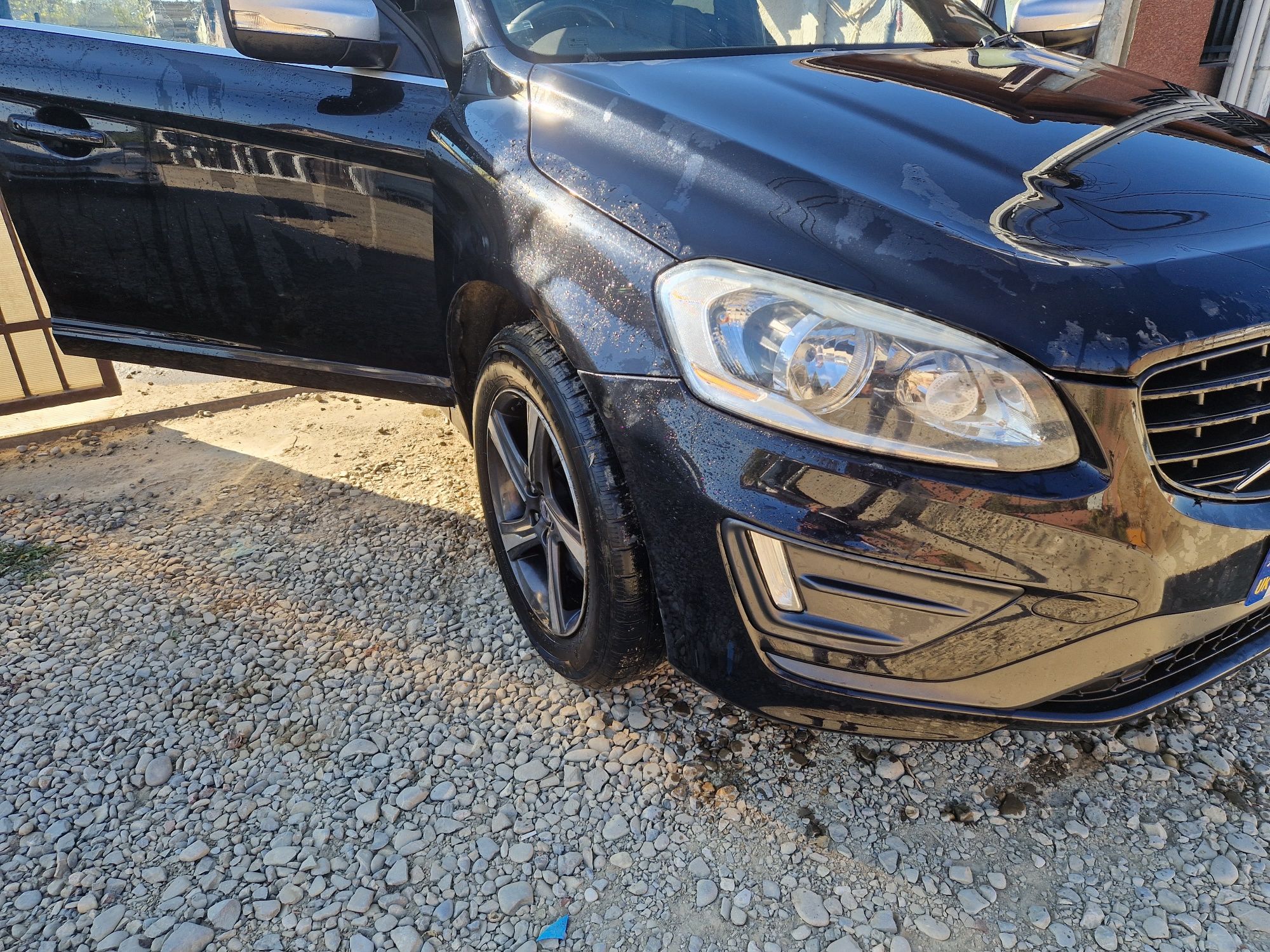 Dezmembrez volvo xc60 Rdesign