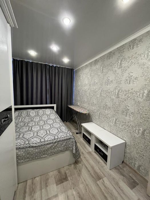 Срочно сдам 2 х ком кв