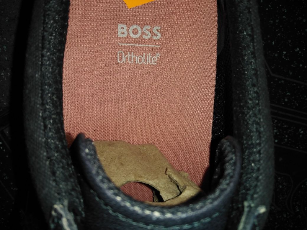 Hugo Boss pantofi sport masura 44