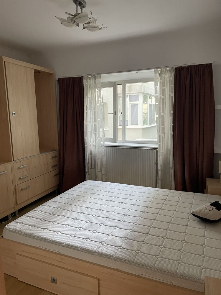 Apartament de inchiriat, zona centrala,  3 camere Braila