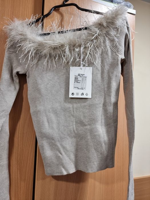 Блузки с естествен пух