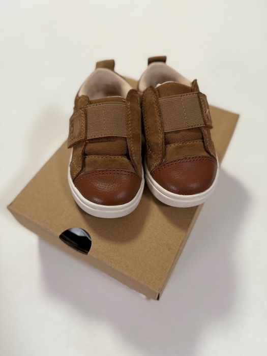 Бебешки обувки UGG