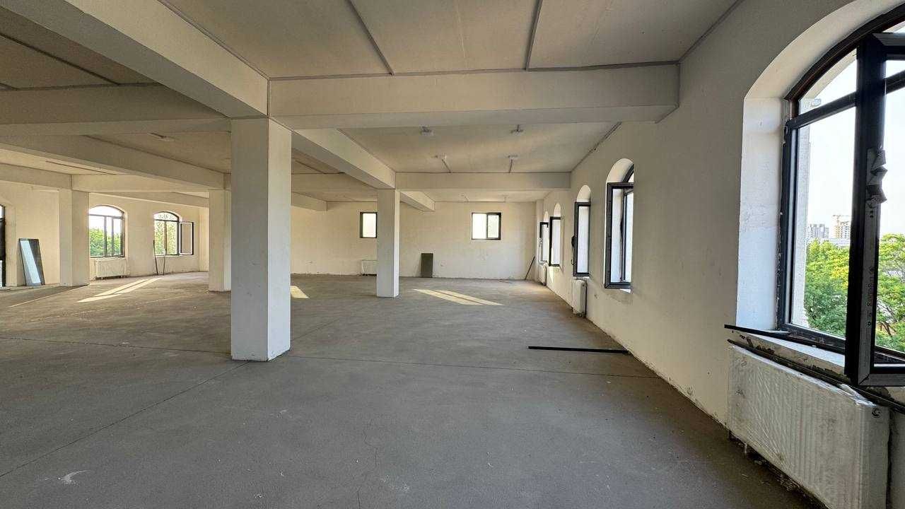 Аренда / Продажа/ Отдельно Стоящая Здания Метро Буюк Ипак Йули