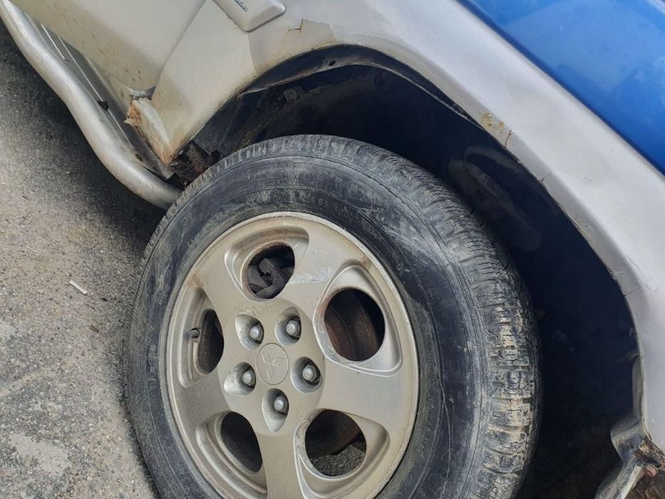 usa portiera stanga dreapta barele longitudinale carlig remorcare complet Mitsubishi Pajero Pinin motor 2.0 benzina 129cp dezmembrez