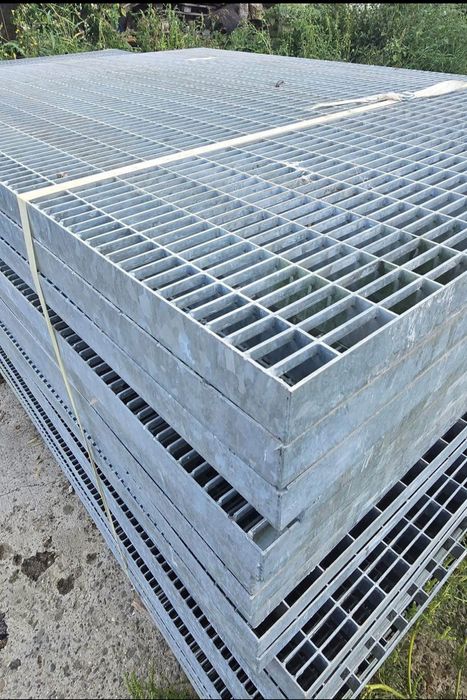 Gratare zincate metalice galavanizate
