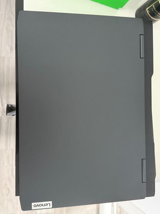 Leptop Lenovo gaming