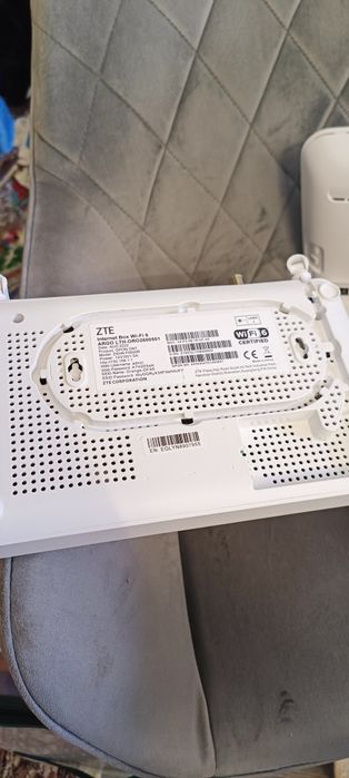 Router wireless  wifi Huawei HG8247H