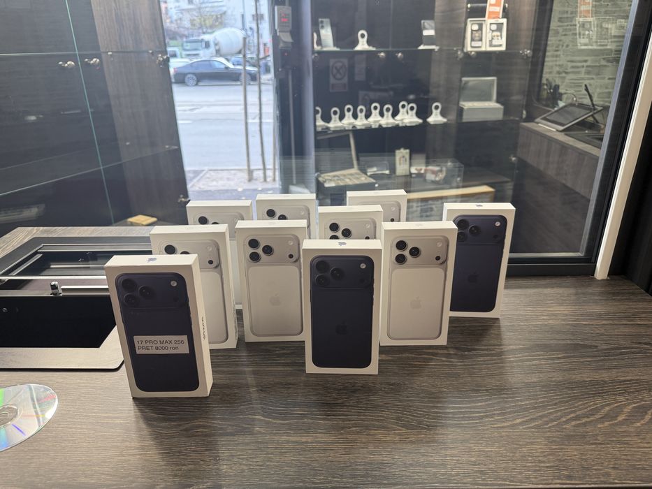 MrsAmanet: iphone 17 pro max 256 gb SIM FIZIC