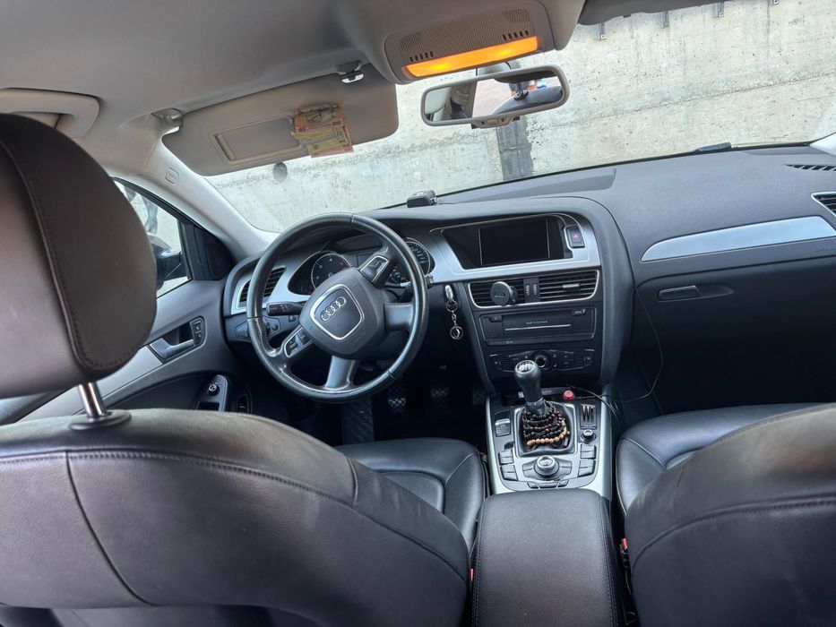 Vând audi A4 an 2011