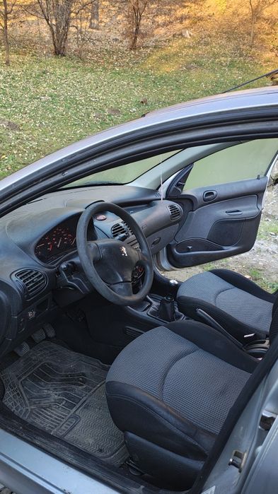 Peugeot 206 1.4 benzină