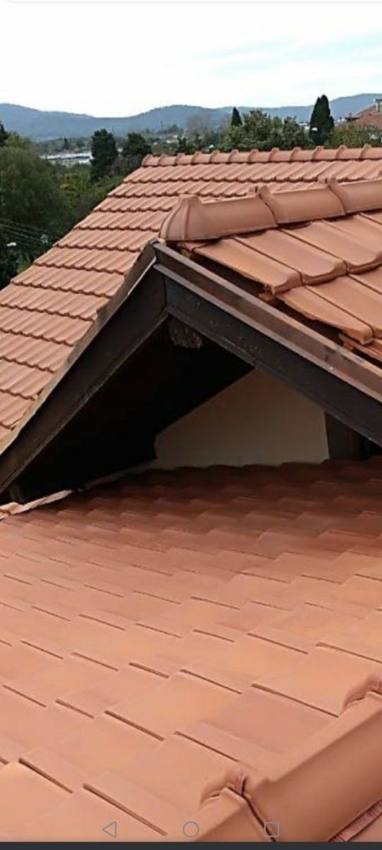 Ремонт на покриви-експресно отстраняване на течове.