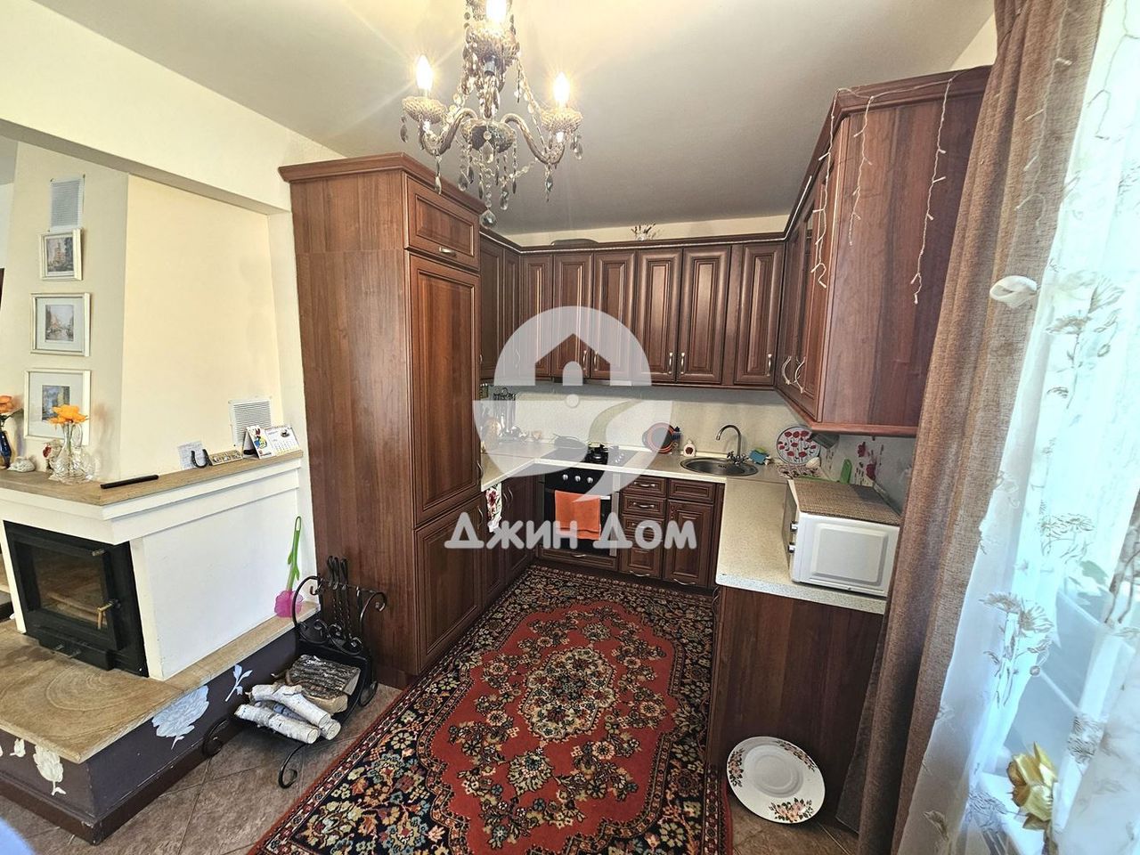 Продава се Къща в с. Брястовец, Област Бургас - 158 кв.м за 1171 €/кв.м - Снимка #2