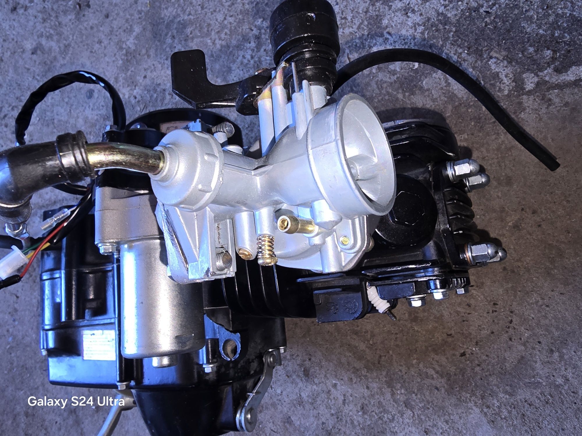 Vând motor CROSS KXD 125cc 4 t