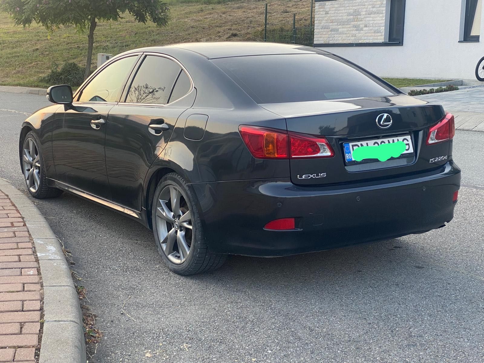 Vand Lexus IS 220d