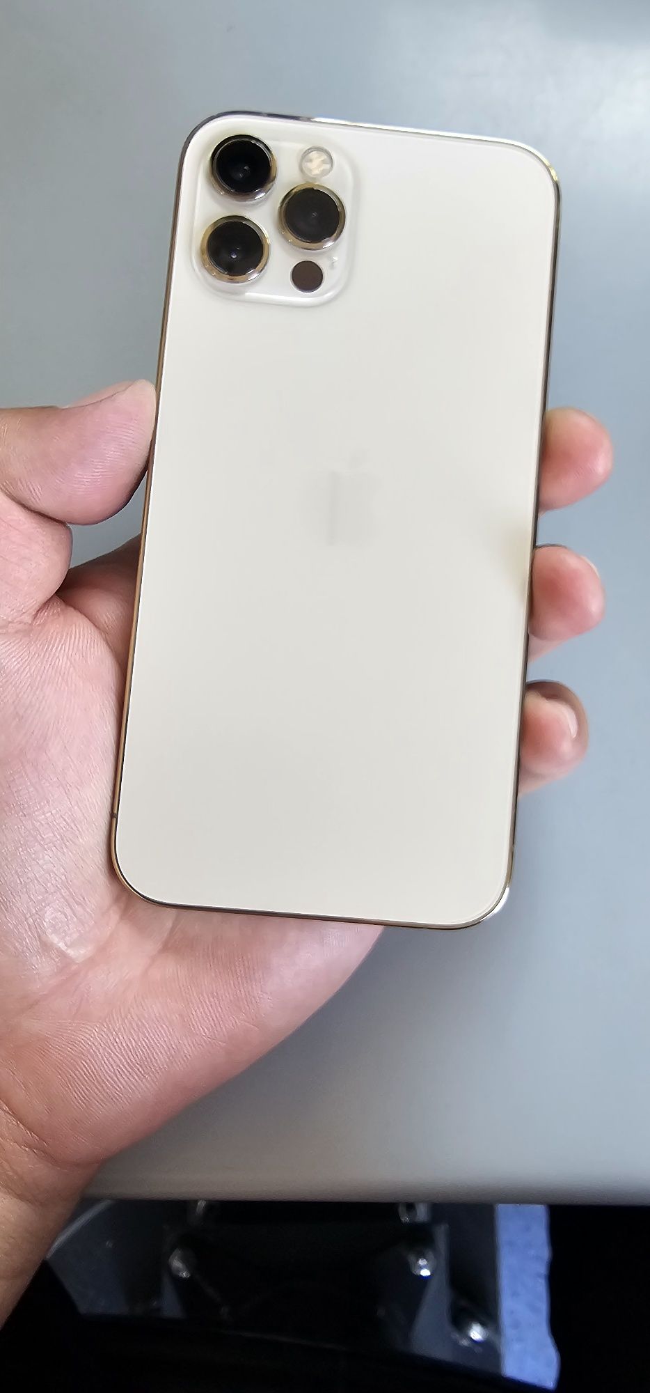 Iphone 12 pro ideal