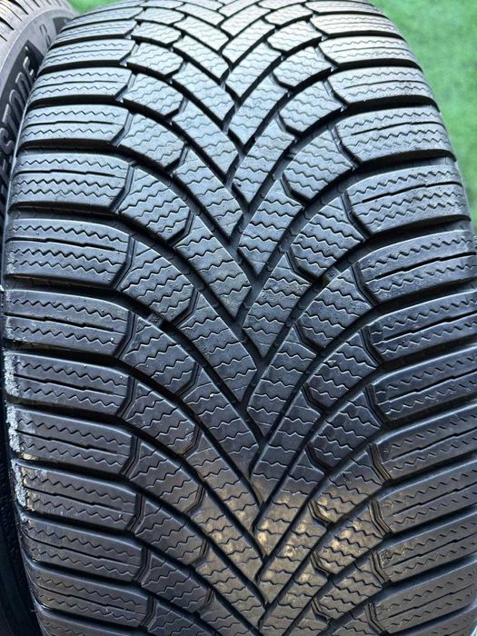 Anvelope Iarna 235/45/18 Bridgestone