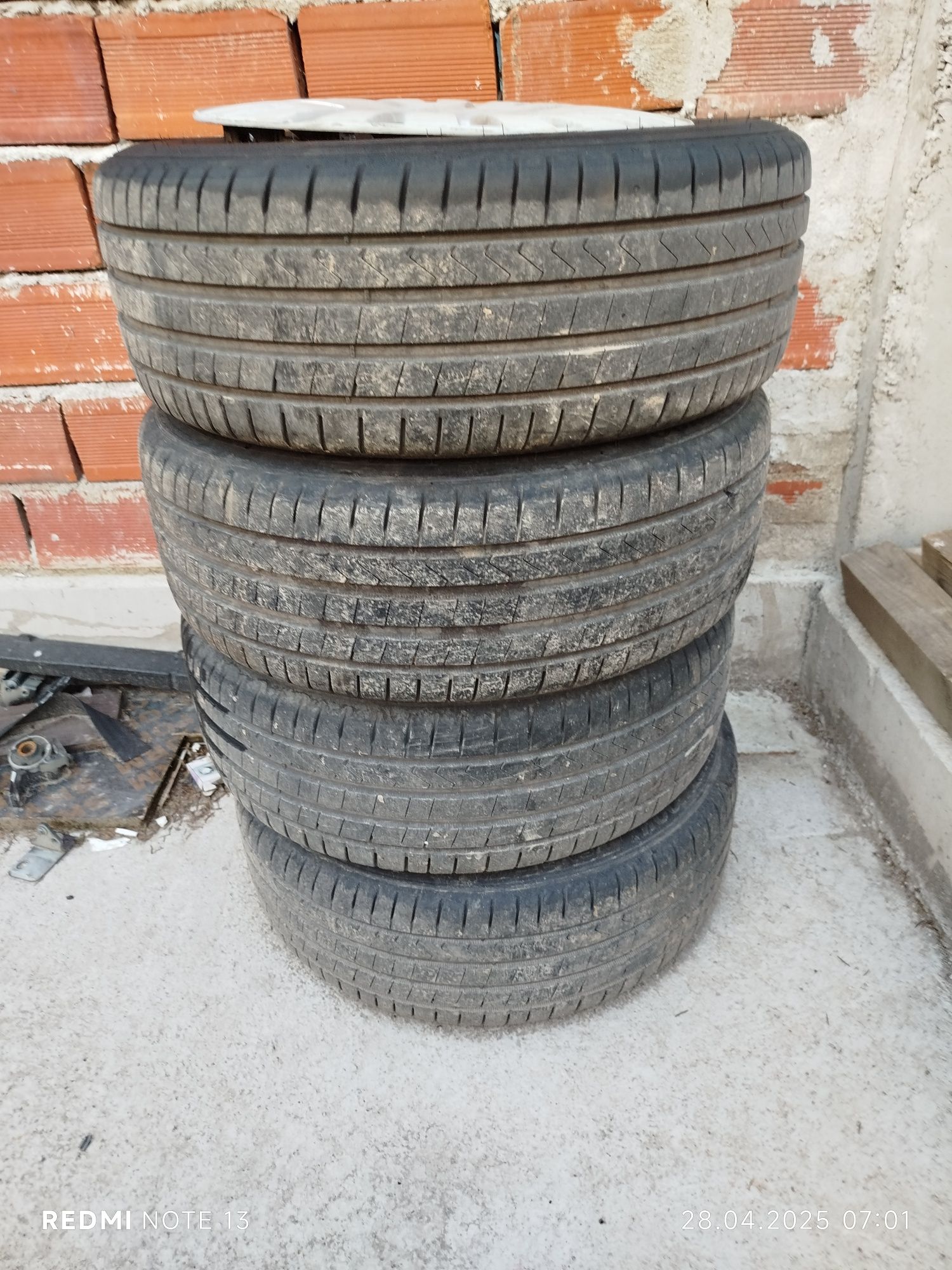 Гуми hankook 205 55 16