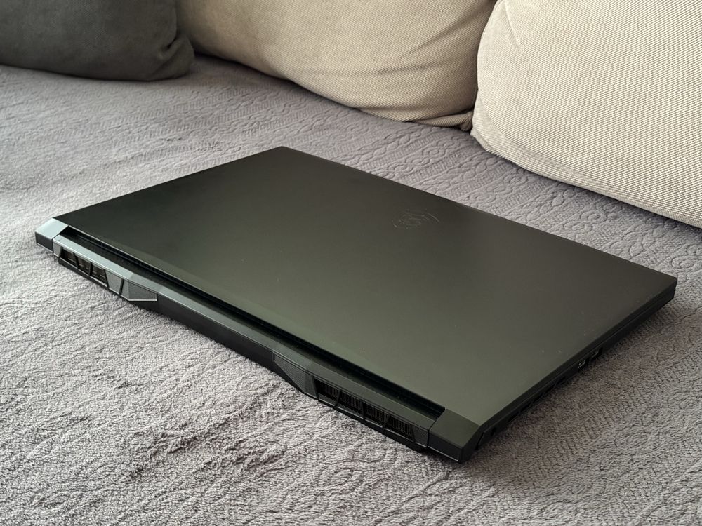 17.3’FHD IPS 144Hz/i7-11800H/RTX 3050TI/Msi Katana/16GB DDR4/512GB SSD