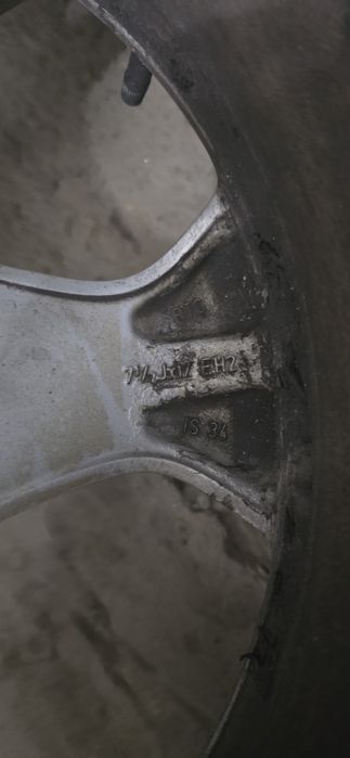 Jante aliaj ușor BMW cu anvelope iarnă Hankook 225/50 R17 98H XL